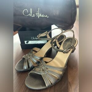 Like 🆕 Cole Haan Silver & Gold Heels. Size 9.5. Worn Once. Matches Everything!